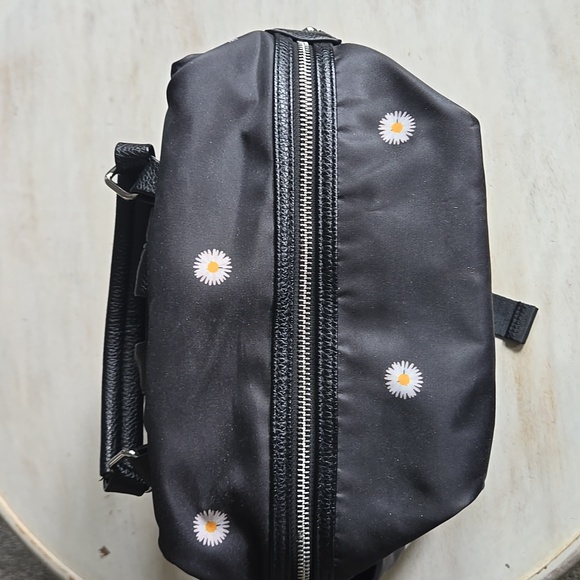 NWOT Cynthia Rowley Backpack - Picture 10 of 12